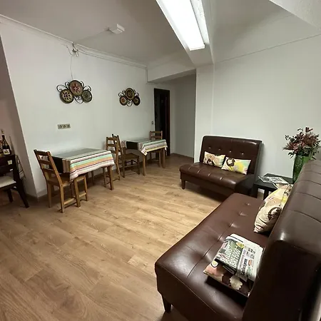 Casa Rainha Dª Amelia Хостел *